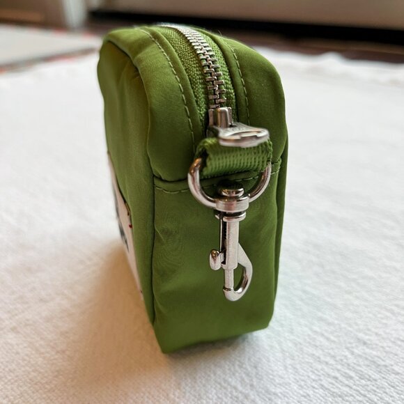 NWOT Anya Hindmarch x Uniqlo Green Packable Tote Bag & Charm - Picture 4 of 6